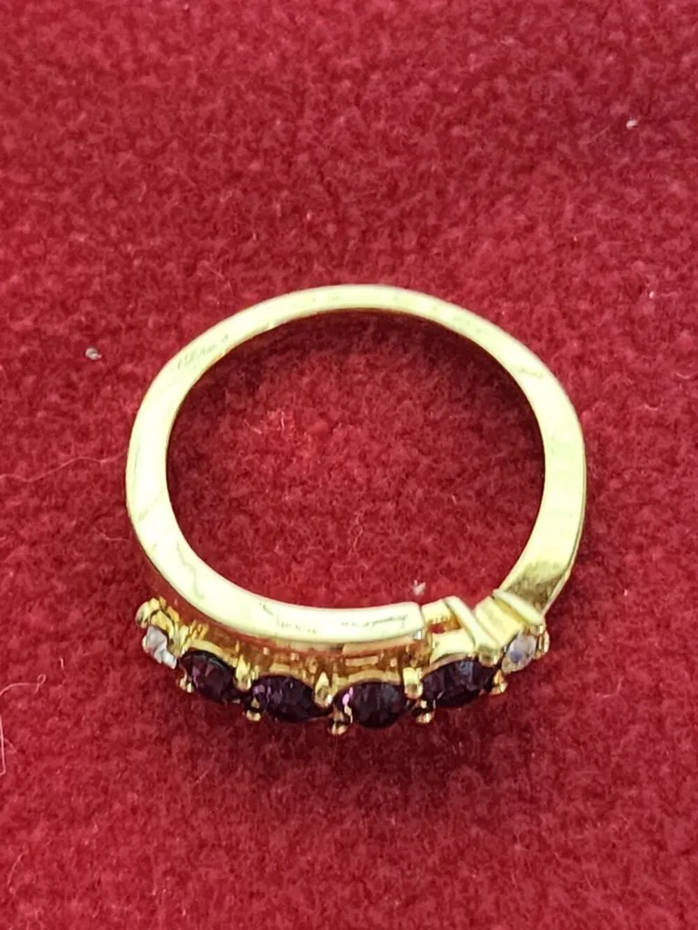 Avon Y2K Gold Tone Vintage Faux Purple Amethyst and Crystal Rhinestone Row Ring